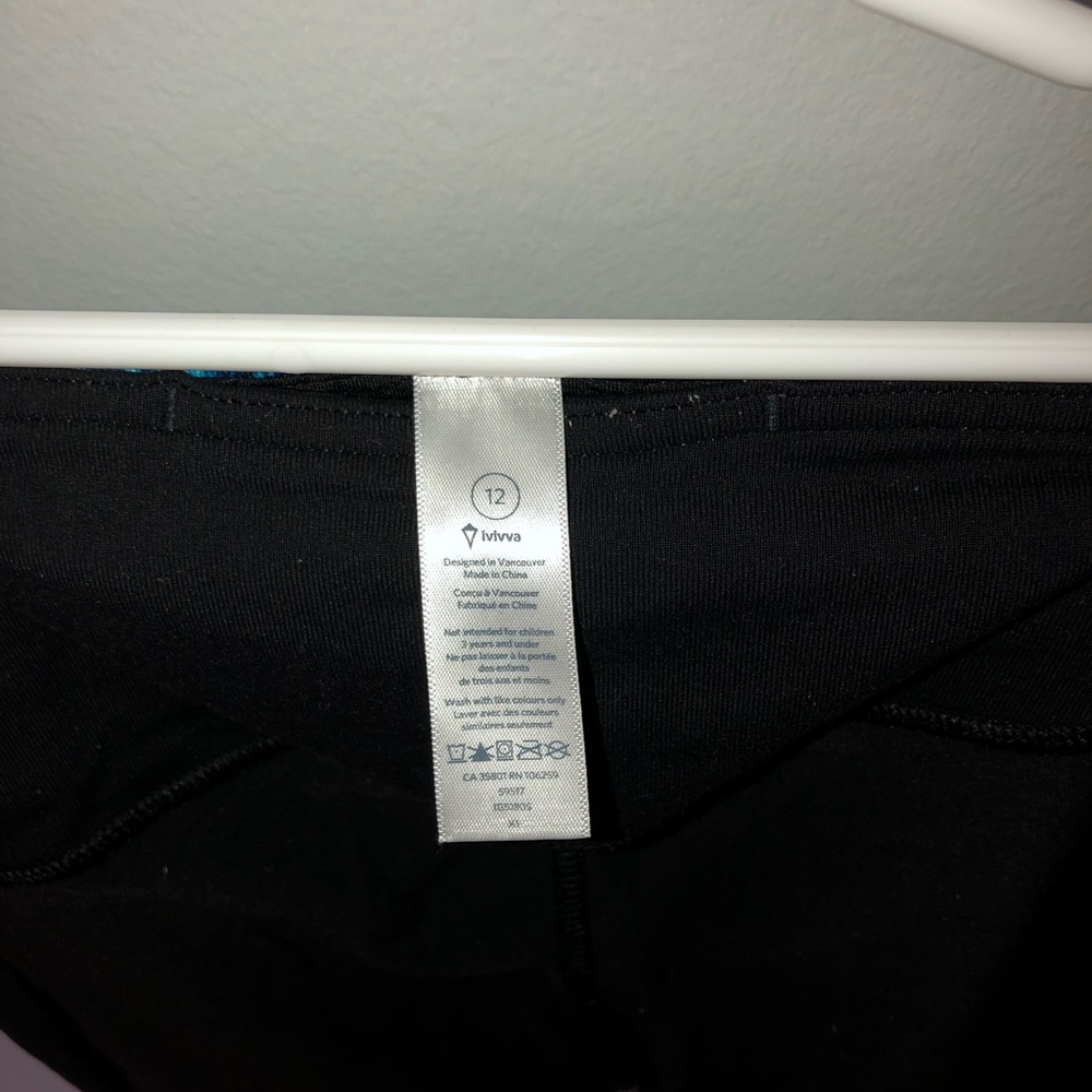Girls size 12 Ivivva yoga pants